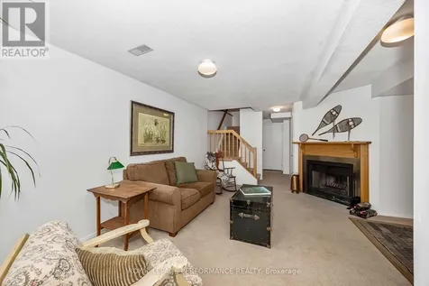 26 Armadale Crescent Ottawa ON K2J 4A4