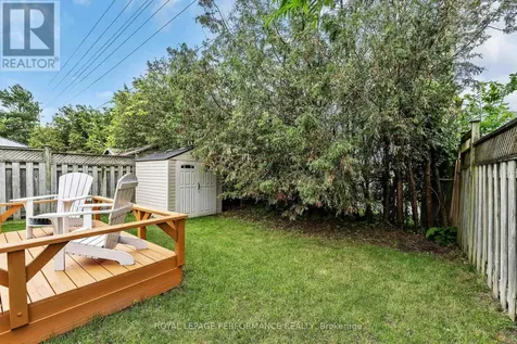 26 Armadale Crescent Ottawa ON K2J 4A4