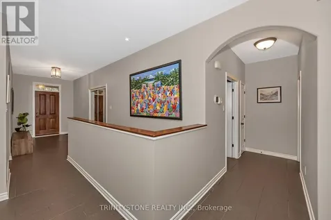 452 Landswood Way Ottawa ON K2S 0A4