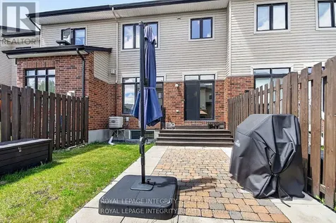 345 Cooks Mill Crescent Ottawa ON K1V 2N3