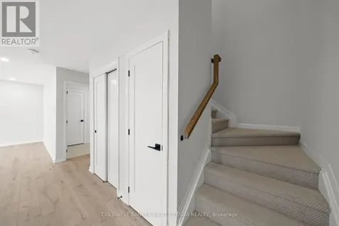 1411 Creekway Private Ottawa ON K2T 0T1