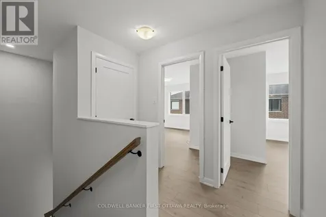 1411 Creekway Private Ottawa ON K2T 0T1
