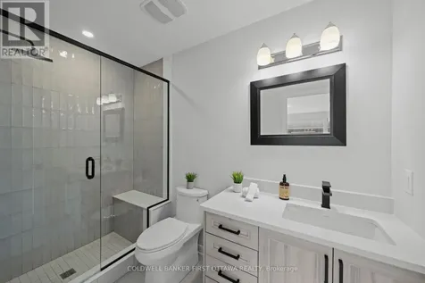 1411 Creekway Private Ottawa ON K2T 0T1