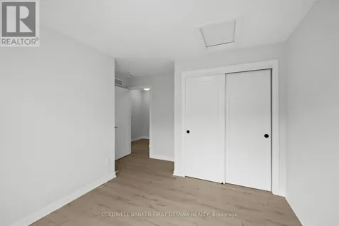 1411 Creekway Private Ottawa ON K2T 0T1