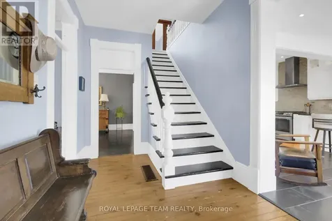 154 Lake Avenue East Carleton Place ON K7C 1J8