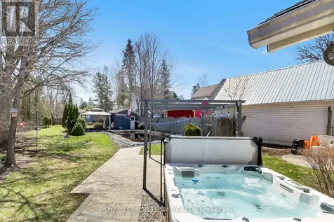 154 Lake Avenue East Carleton Place ON K7C 1J8