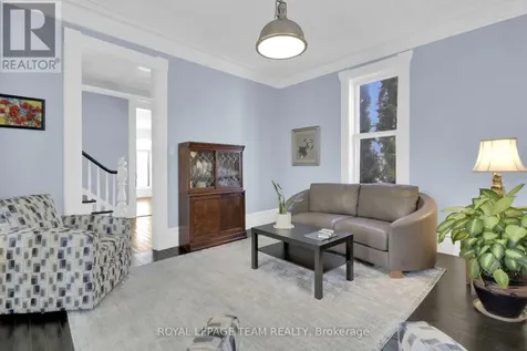 154 Lake Avenue East Carleton Place ON K7C 1J8