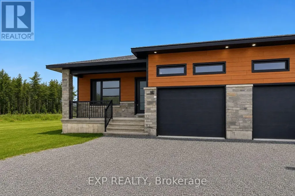 988 Katia Street The Nation ON K0A 2M0