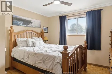 1646 Langlois Avenue Windsor ON N8X 4M5