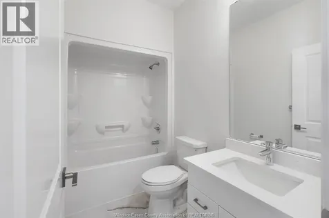 715 Elliot Point Road Amherstburg ON N9V 0H1