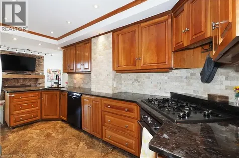 103 Belleview Avenue Kitchener ON N2B 1G6