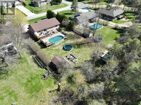 27 Pine Tree Drive South Bruce Peninsula ON N0H 1P0