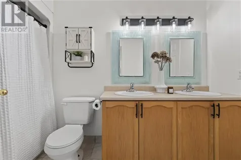 940 Roderick Avenue Sudbury ON P3E 6J5