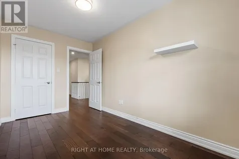 1811 Creek Way Burlington (uptown) ON L7L 6R1