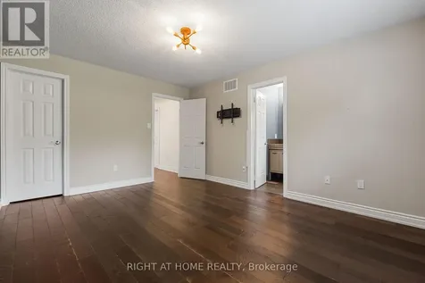 1811 Creek Way Burlington (uptown) ON L7L 6R1