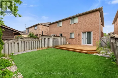 1811 Creek Way Burlington (uptown) ON L7L 6R1