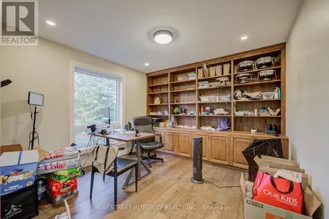 4909 Holborn Road East Gwillimbury ON L0G 1M0