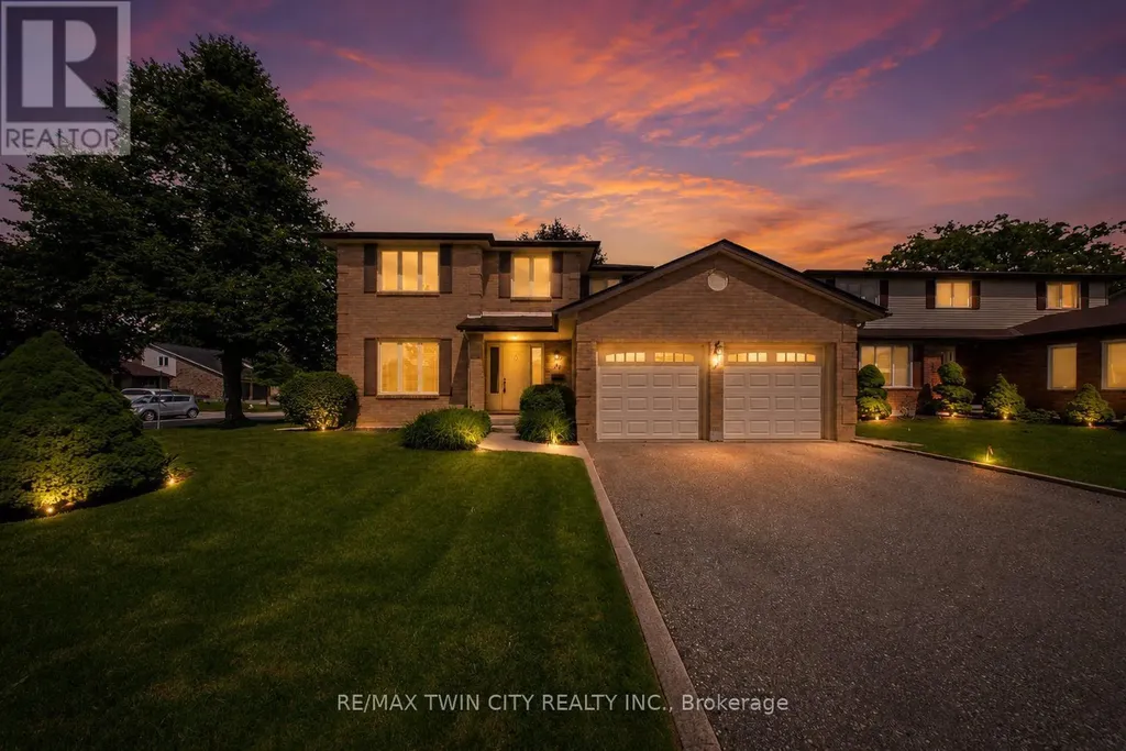 22 Colonial Crescent Brantford ON N3R 7M7