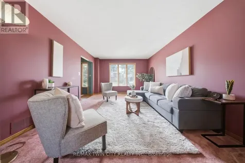 22 Colonial Crescent Brantford ON N3R 7M7