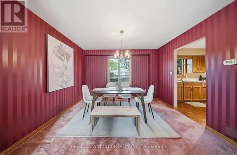 22 Colonial Crescent Brantford ON N3R 7M7