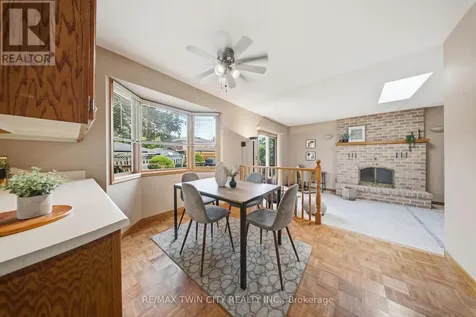 22 Colonial Crescent Brantford ON N3R 7M7