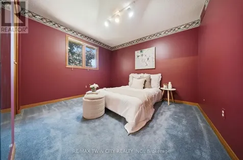 22 Colonial Crescent Brantford ON N3R 7M7