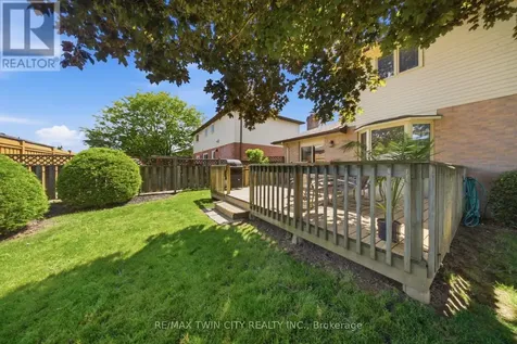 22 Colonial Crescent Brantford ON N3R 7M7
