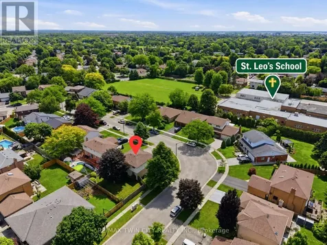 22 Colonial Crescent Brantford ON N3R 7M7