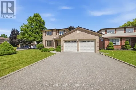 22 Colonial Crescent Brantford ON N3R 7M7