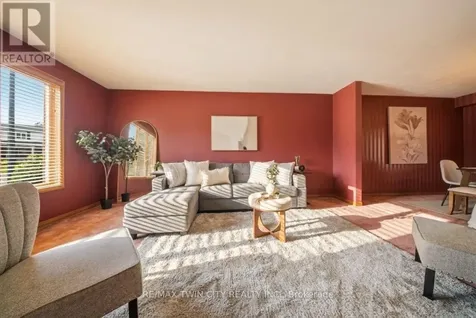 22 Colonial Crescent Brantford ON N3R 7M7