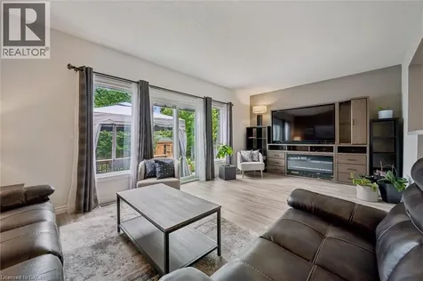 183 Dalecroft Place Waterloo ON N2T 2T1