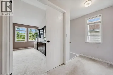 183 Dalecroft Place Waterloo ON N2T 2T1