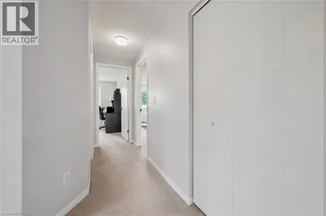 183 Dalecroft Place Waterloo ON N2T 2T1