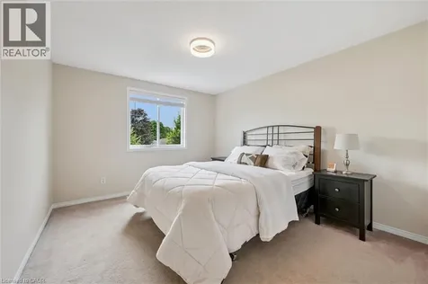 183 Dalecroft Place Waterloo ON N2T 2T1