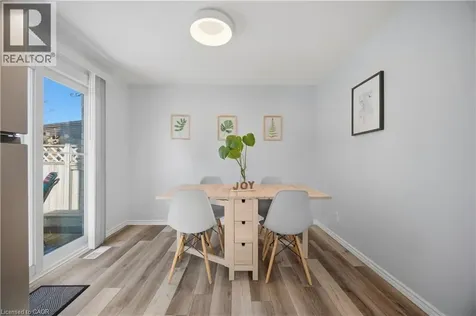 10 Ristau Crescent Kitchener ON N2E 3A8