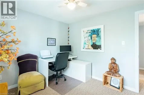 560 Penny Lane Waterloo ON N2T 2L3