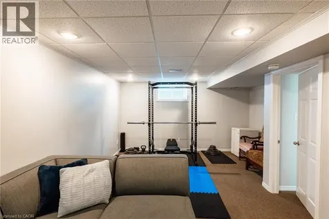 560 Penny Lane Waterloo ON N2T 2L3