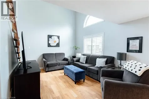 560 Penny Lane Waterloo ON N2T 2L3
