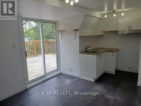 42 Brighton Avenue Ottawa ON K1S 0T2