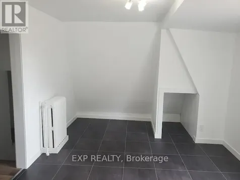 42 Brighton Avenue Ottawa ON K1S 0T2