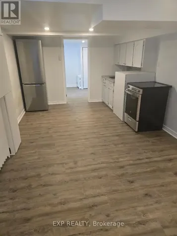 42 Brighton Avenue Ottawa ON K1S 0T2