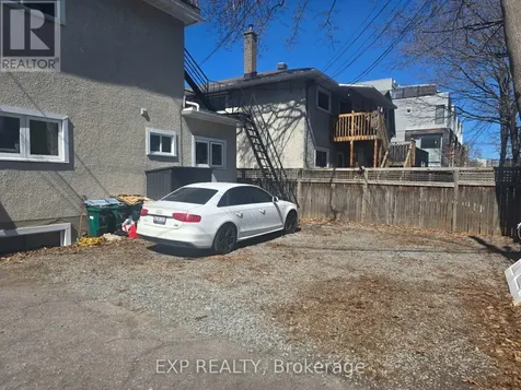 42 Brighton Avenue Ottawa ON K1S 0T2
