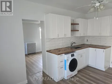 42 Brighton Avenue Ottawa ON K1S 0T2