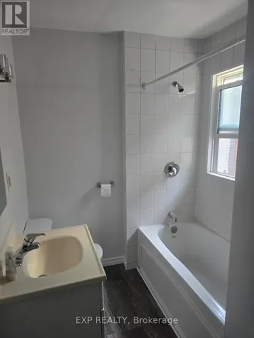 42 Brighton Avenue Ottawa ON K1S 0T2