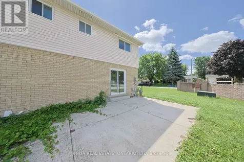 348 Cameron Street St. Clair ON N0N 1G0