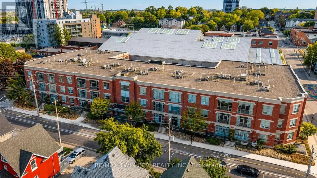 165 Duke Street East Kitchener ON N2H 6T8