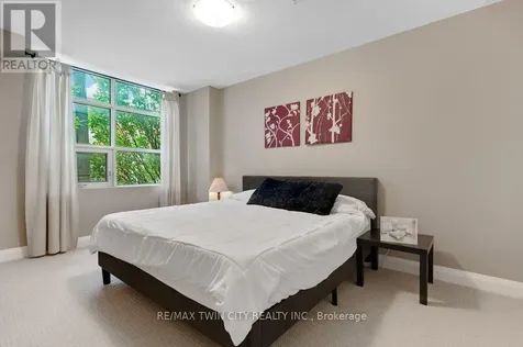 165 Duke Street East Kitchener ON N2H 6T8