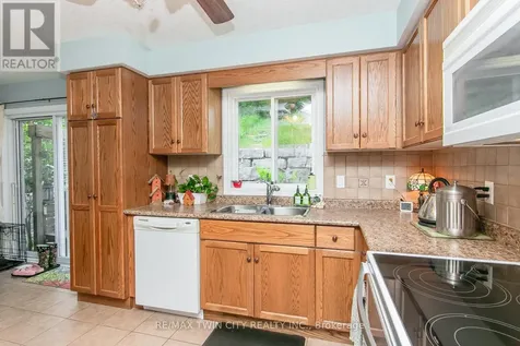 107 Upper Mercer Street Kitchener ON N2A 4N1