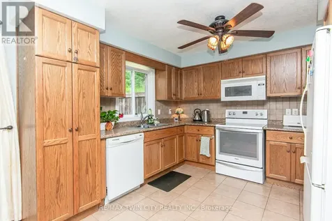 107 Upper Mercer Street Kitchener ON N2A 4N1