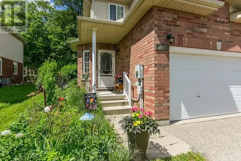 107 Upper Mercer Street Kitchener ON N2A 4N1